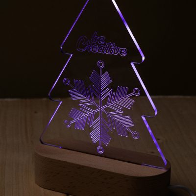 Trofeum podświetlane – choinka Woodify Xmas – Wykonane na zamówienie